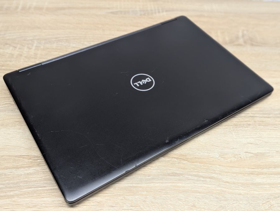 Уцінка! Ноутбук Б/В Dell Latitude E5570, Intel Core i5-6300U, DDR4 12 GB, SSD 128GB, 15.6" Full HD [ProductHub SKU Dell269]