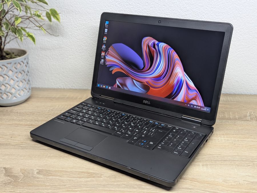 Уцінка! Ноутбук Б/В Dell Latitude E5540, Intel Core i5-4310U, DDR3 16 GB, SSD 256GB, GT 720M 2Gb, 15.6" Full HD [ProductHub SKU Dell383]