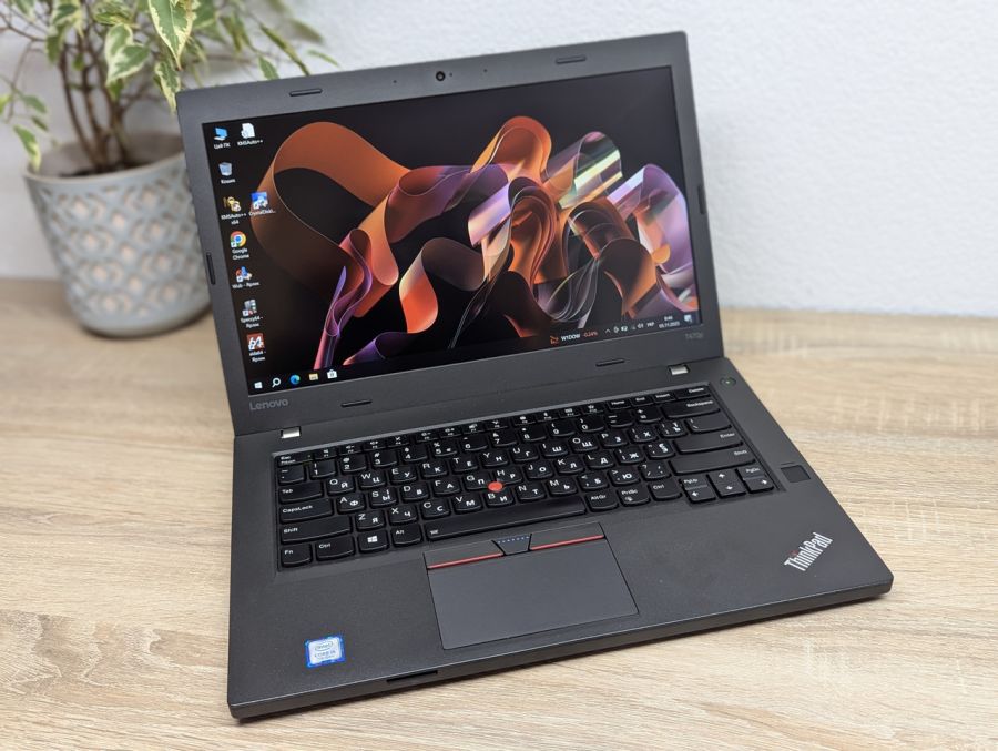 Ноутбук Б/В Lenovo ThinkPad T470P, Intel Core i5-7300HQ, DDR4 8 GB, SSD 128GB, 14" Full HD [ProductHub SKU L330]