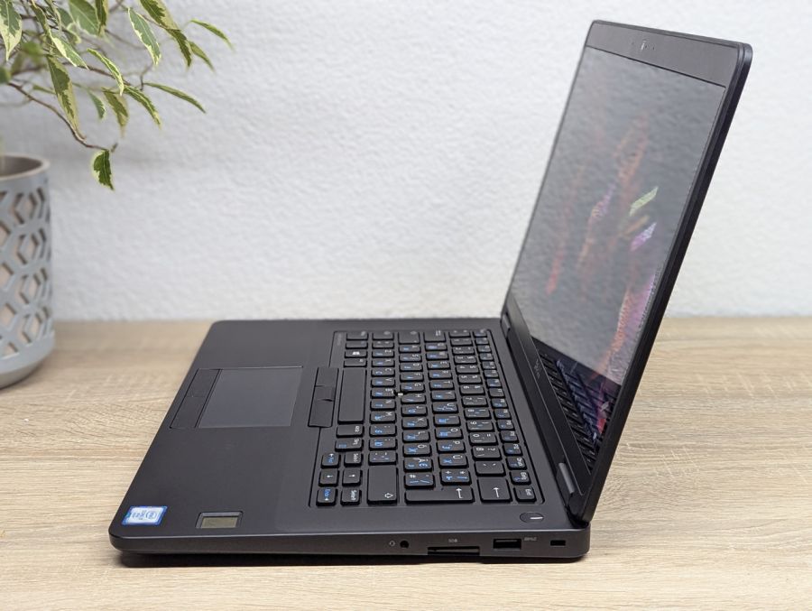 Ноутбук Б/В Dell Latitude E5470, Intel Core i7-6820HQ, DDR4 8 GB, SSD 128GB, 14" Full HD Сенсор [ProductHub SKU Dell392]