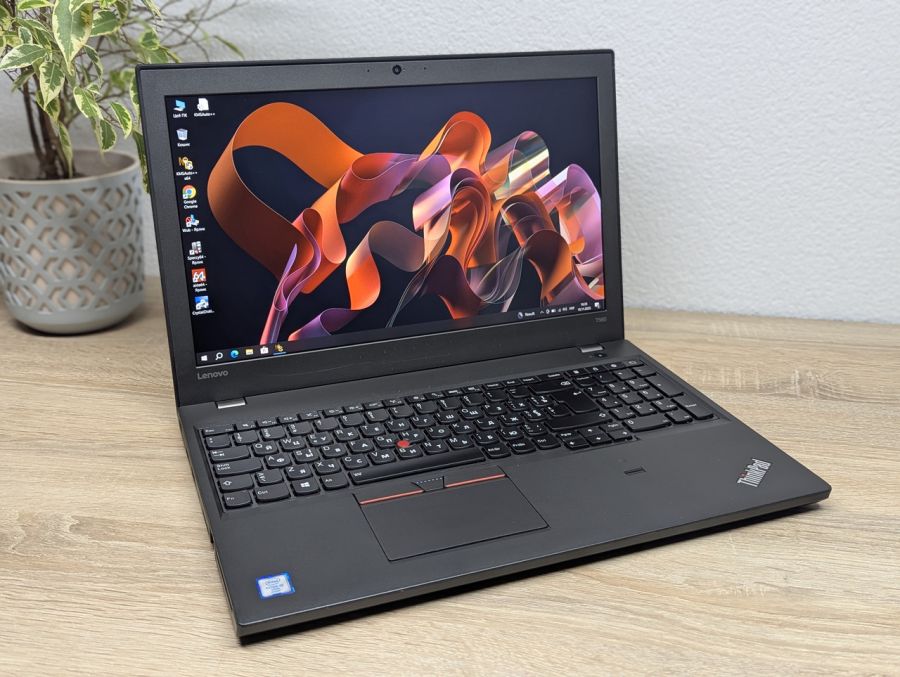 Ноутбук Б/В Lenovo T560, Intel Core i5-6300U, DDR3 8 GB, SSD 128GB, 15.6" Full HD [ProductHub SKU L337]