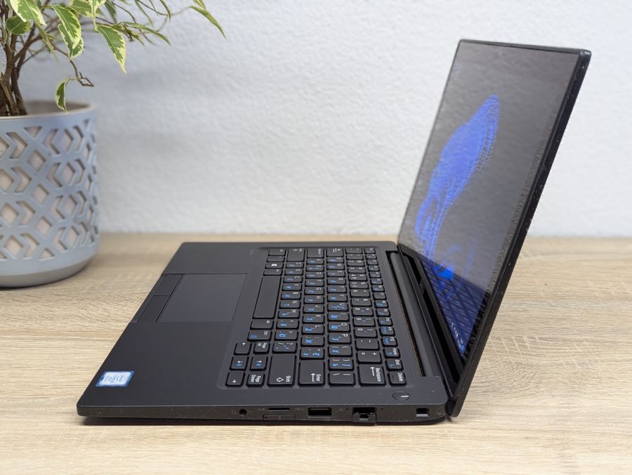 Уцінка! Ноутбук Б/В Dell Latitude 7280, Intel Core i5-7300U, DDR4 8 GB, SSD 128GB, 12" Full HD Сенсор [ProductHub SKU Dell401]