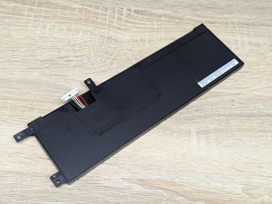 Б/В Оригінальна акумуляторна батарея Asus B21N1329 [ProductHub SKU B21N1329]