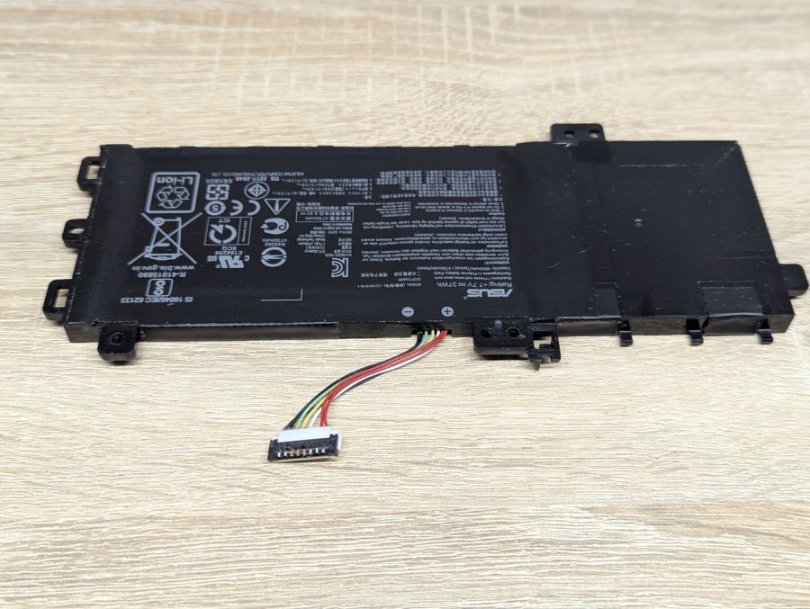 Б/В Оригінальна акумуляторна батарея Asus C21N1818-1 [ProductHub SKU N1818-1]