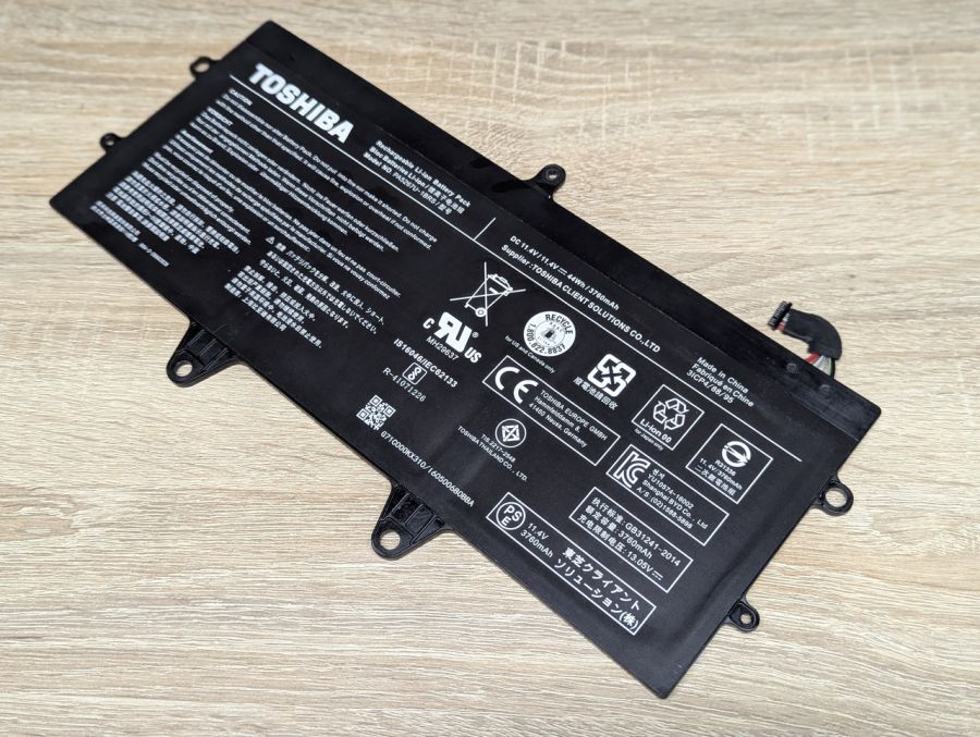 Б/В Оригінальна акумуляторна батарея Toshiba PA5267U-1BRS [ProductHub SKU PA5267U]