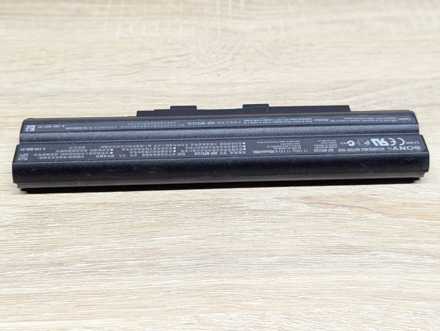 Б/В Оригінальна акумуляторна батарея Sony VGP-BPS13/Q