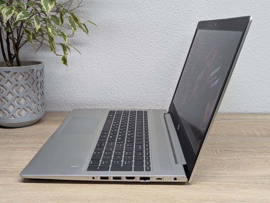 Ноутбук Б/В HP ProBook 450 G6, Intel Core i5-8265U, DDR4 16 GB, SSD 256GB, 15.6" Full HD [ProductHub SKU HP670]