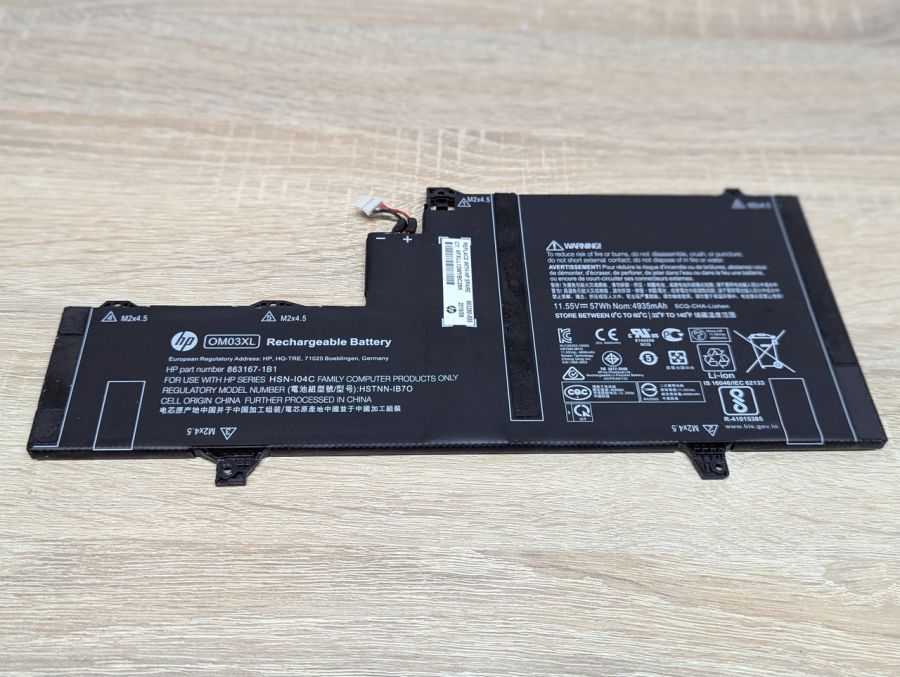 Б/В Оригінальна акумуляторна батарея HP OM03XL [ProductHub SKU OM03XL]
