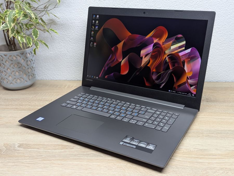 Ноутбук Б/В Lenovo V320-17IKB, Intel Core i3-7020U, DDR4 8 GB, SSD 128GB, 17" Full HD [ProductHub SKU L347]