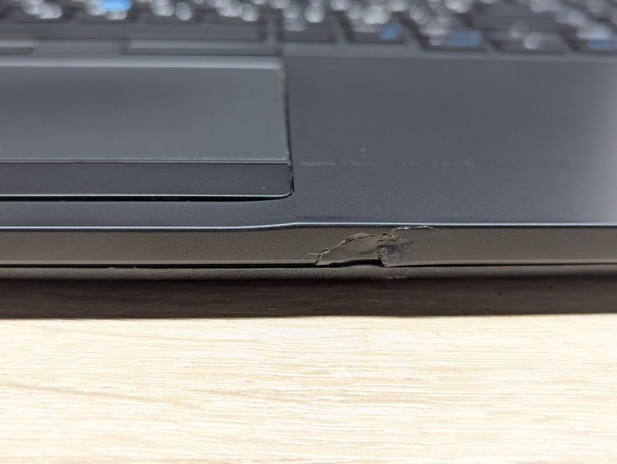 Уцінка! Ноутбук Б/В Dell Latitude 5580, Intel Core i5-6300U, DDR4 8 GB, SSD 256GB, 15.6" Full HD [ProductHub SKU Dell375]