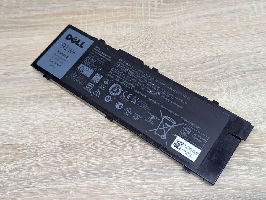 Б/В Оригінальна акумуляторна батарея Dell MFKVP [ProductHub SKU MFKVP]