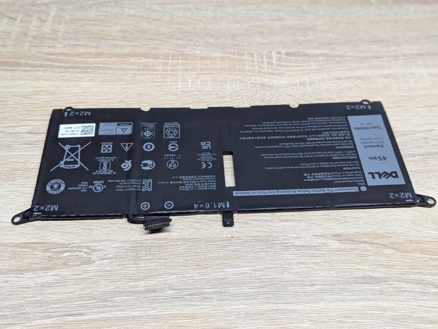 Б/В Оригінальна акумуляторна батарея Dell HK6N5 [ProductHub SKU HK6N5]