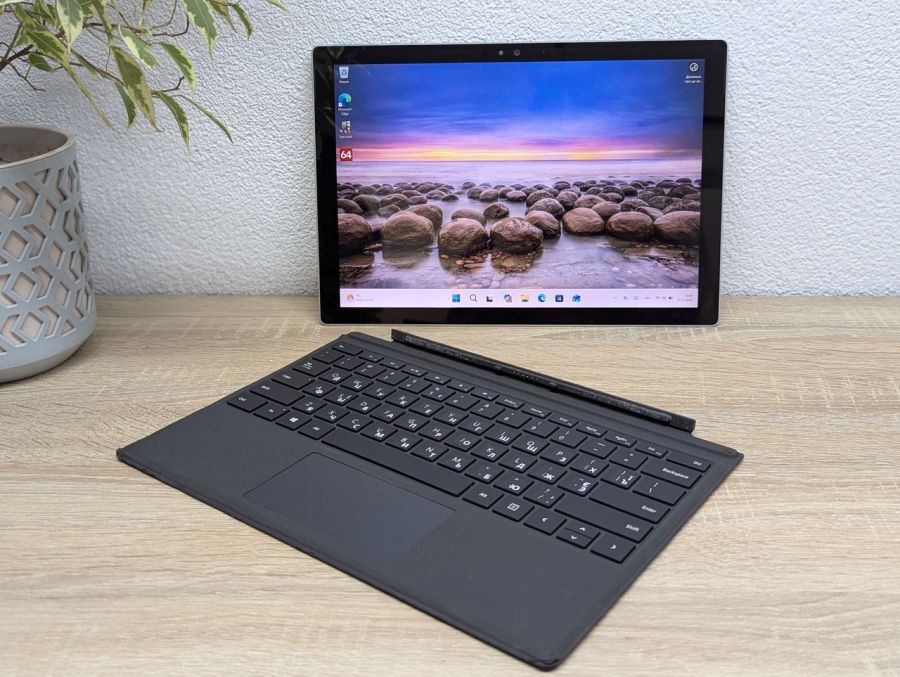 Уцінка! Ноутбук Б/В Microsoft Surface Pro 4, Intel Core i5-6300U, DDR4 8 GB, SSD 256GB, 14" Full HD Сенсор [ProductHub SKU Surface9]