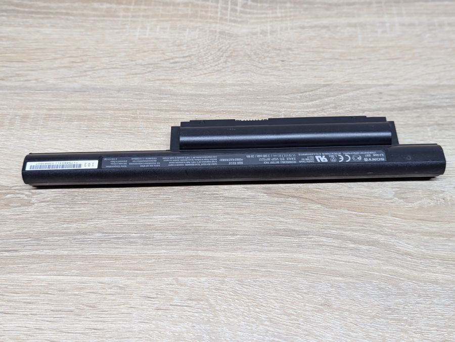 Б/В Оригінальна акумуляторна батарея Sony VGP-BPS22 [ProductHub SKU Sony-BPS22]