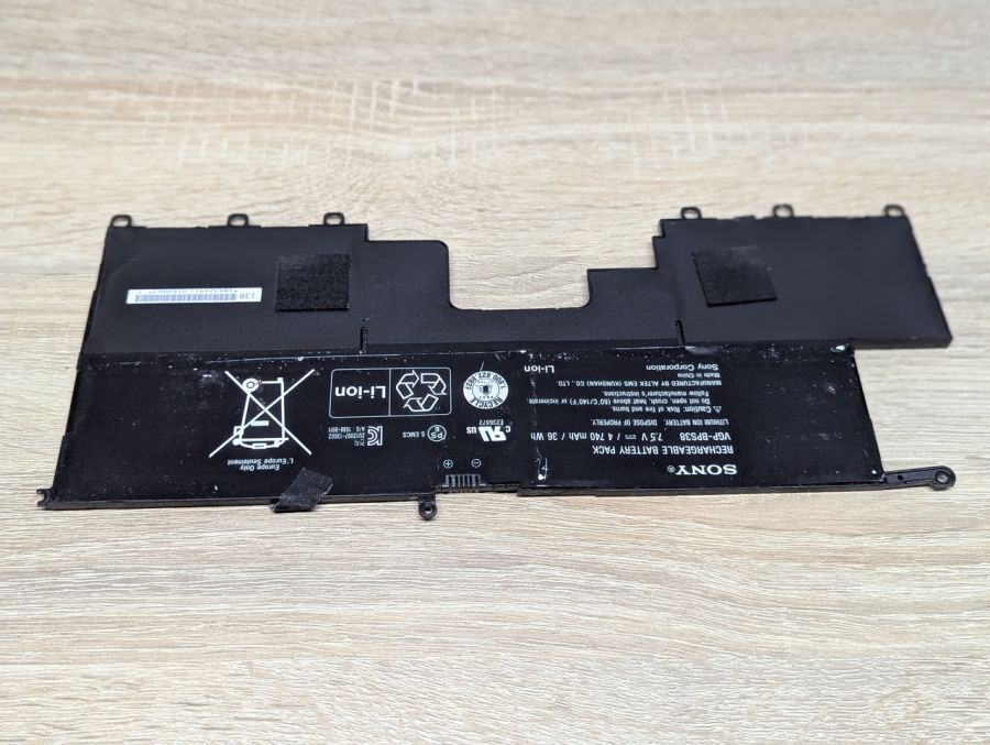 Б/В Оригінальна акумуляторна батарея Sony VGP-BPS38 [ProductHub SKU BPS38]