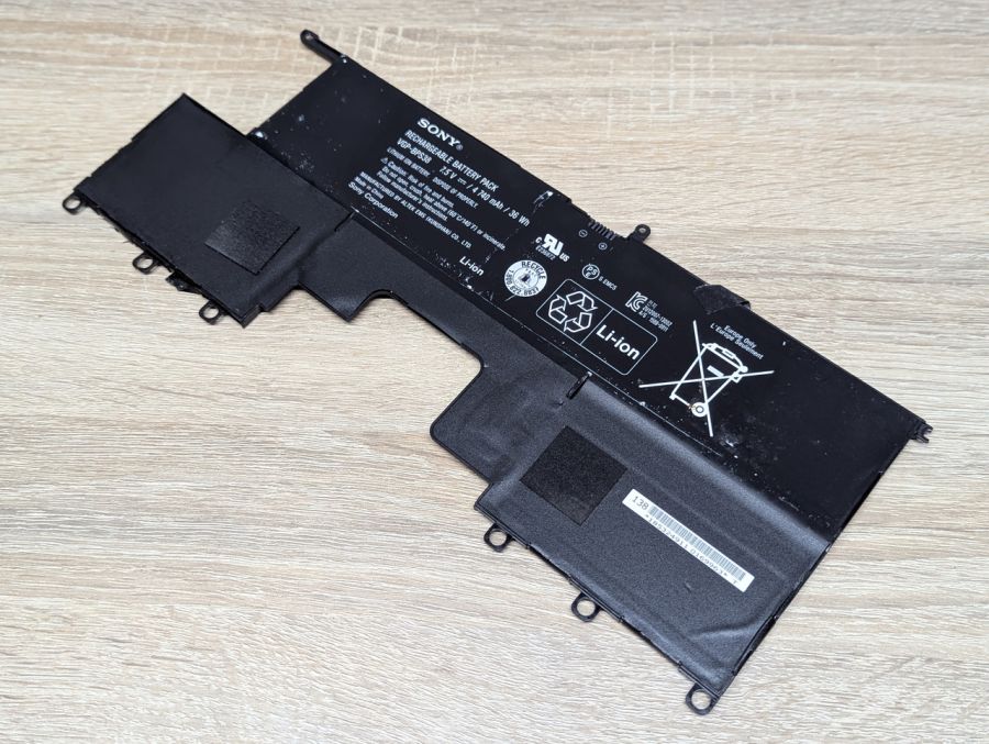 Б/В Оригінальна акумуляторна батарея Sony VGP-BPS38 [ProductHub SKU BPS38]
