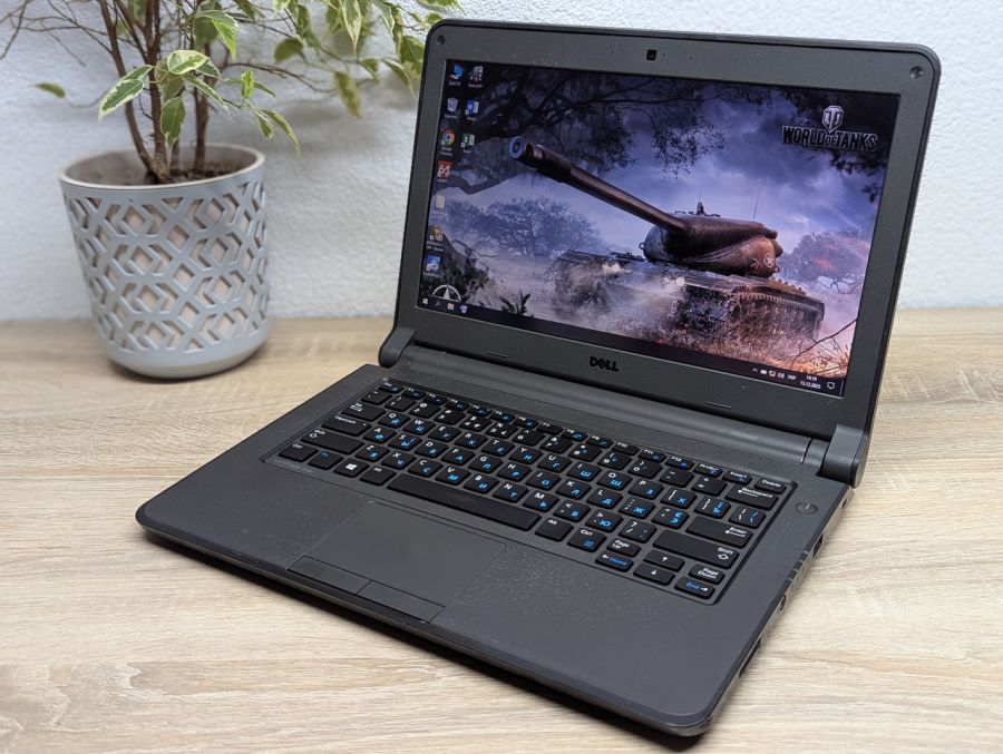 Уцінка! Ноутбук Б/В Dell Latitude 3340, Intel Core i3-4005U, DDR3 8 GB, SSD 128GB, 13.3" HD [ProductHub SKU Dell425]