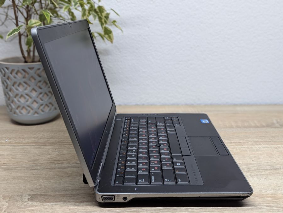Уцінка! Ноутбук Б/В Dell Latitude E6430S, Intel Core i5-3320M, DDR3 8 GB, SSD 128GB, 14" HD [ProductHub SKU Dell429]
