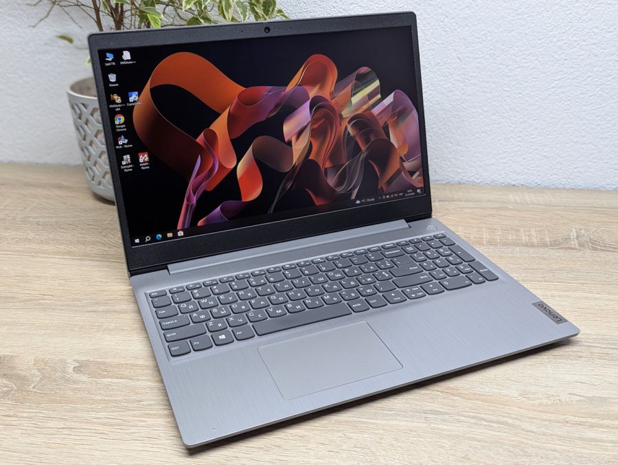 Ноутбук Б/В Lenovo IdeaPad 3 15IIL05, Intel Core i5-1035G7, DDR4 12 GB, SSD 256GB, 15.6" Full HD [ProductHub SKU L371]