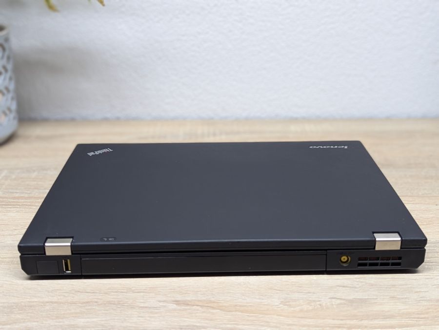 Уцінка! Ноутбук Б/В Lenovo T420, Intel Core i5-2540M, DDR3 8 GB, SSD 128GB, 14" HD [ProductHub SKU L373]