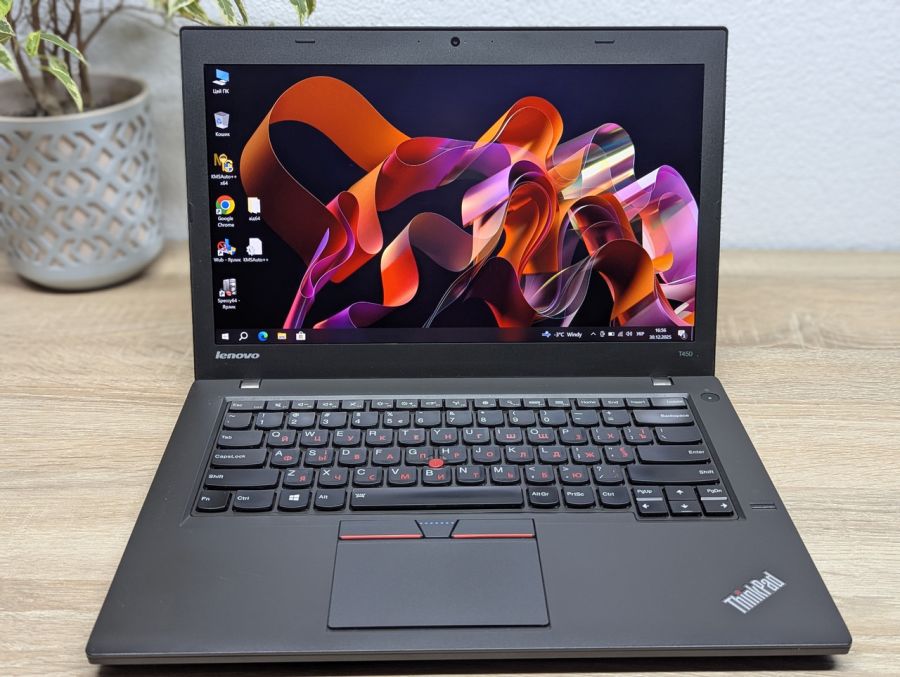 Уцінка! Ноутбук Б/В Lenovo ThinkPad T450, Intel Core i5-5300U, DDR3 8 GB, SSD 128GB, 14" Full HD [ProductHub SKU L379]