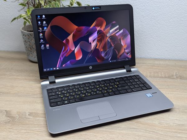 Уцінка! Ноутбук Б/В HP ProBook 450 G3, Intel Core i7-6500U, DDR3 8 GB, SSD 256GB, 15.6" Full HD