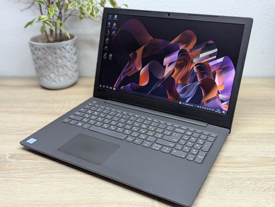 Ноутбук Б/В Lenovo V130-15IKB, Intel Core i5-8250U, DDR4 8 GB, SSD 256GB, 15.6" Full HD [ProductHub SKU L397]