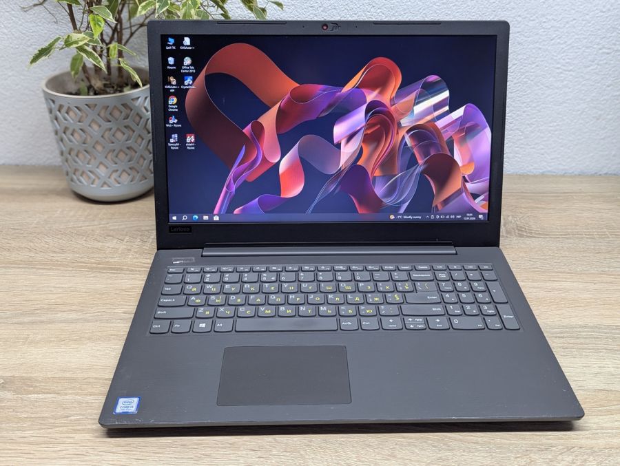 Ноутбук Б/В Lenovo V130-15IKB, Intel Core i3-7020U, DDR4 8 GB, SSD 128GB, 15.6" Full HD [ProductHub SKU L398]