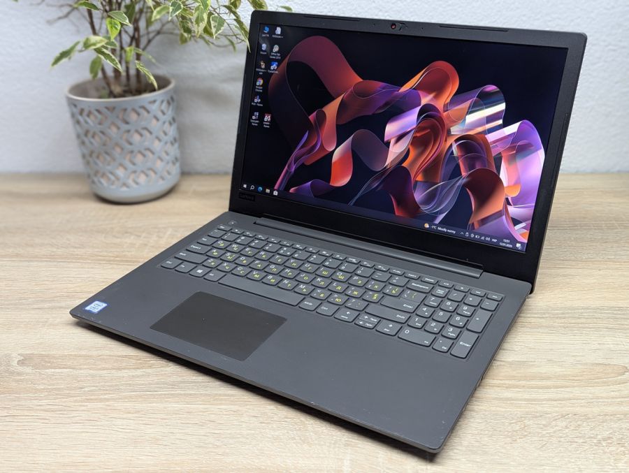 Ноутбук Б/В Lenovo V130-15IKB, Intel Core i3-7020U, DDR4 8 GB, SSD 128GB, 15.6" Full HD [ProductHub SKU L398]