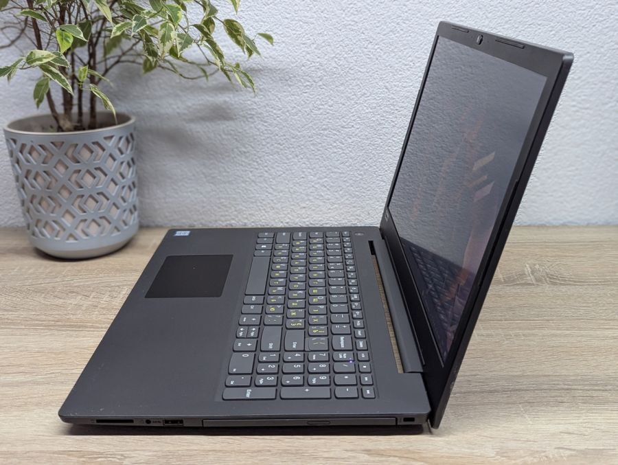 Ноутбук Б/В Lenovo V130-15IKB, Intel Core i3-7020U, DDR4 8 GB, SSD 128GB, 15.6" Full HD [ProductHub SKU L398]