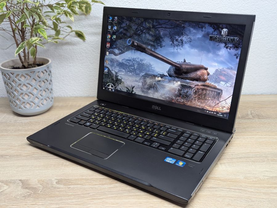 Уцінка! Ноутбук Б/В Dell Vostro 3750, Intel Core i3-2310M, DDR3 8 GB, SSD 128GB, 17.3" HD [ProductHub SKU Dell453]