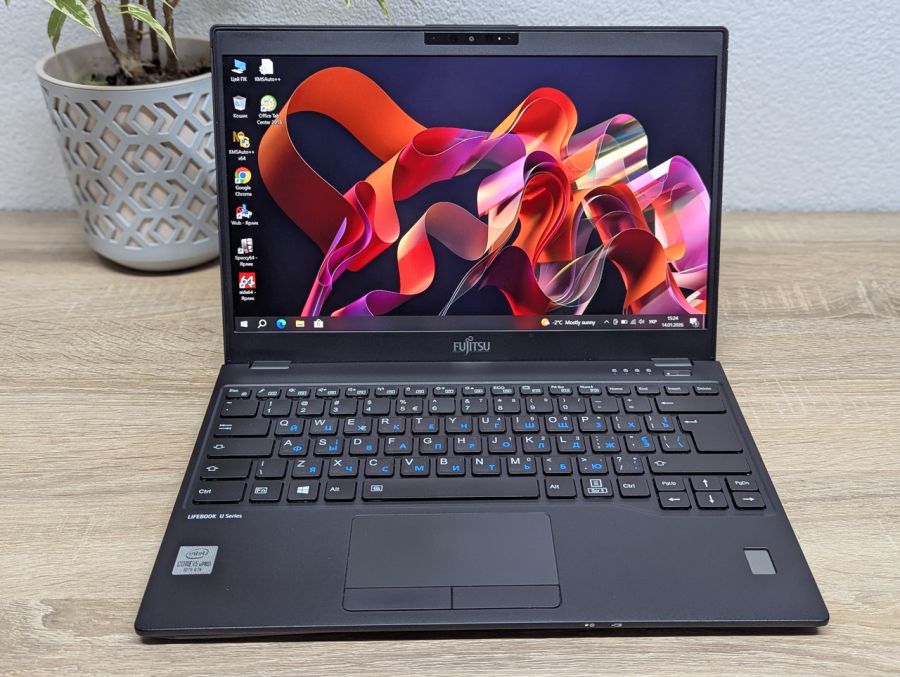 Ноутбук Б/В Fujitsu LifeBook U9310, Intel Core i5-10310U, DDR3 8 GB, SSD 256GB, 13" Full HD [ProductHub SKU F231]