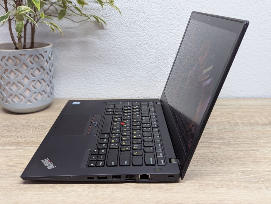 Ноутбук Б/В Lenovo T470S, Intel Core i5-6300U, DDR4 12 GB, SSD 256GB, 14" Full HD [ProductHub SKU L404]