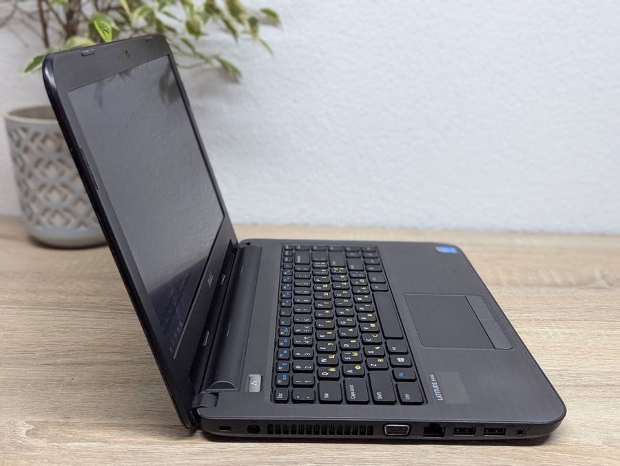 Уцінка! Ноутбук Б/В Dell Latitude 3440, Intel Core i5-4210U, DDR3 8 GB, SSD 128GB, 14" HD [ProductHub SKU Dell463]