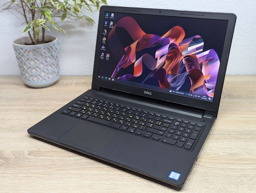 Ноутбук Б/В Dell Vostro 15-3568, Intel Core i5-7200U, DDR4 8 GB, SSD 128GB, 15.6" HD [ProductHub SKU Dell529]