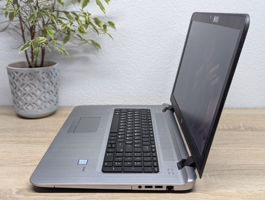 Ноутбук Б/В HP ProBook 470 G3, Intel Core i5-6200U, DDR4 8 GB, SSD 128GB, AMD Radeon R7 M340 2Gb, 17" Full HD [ProductHub SKU HP721]