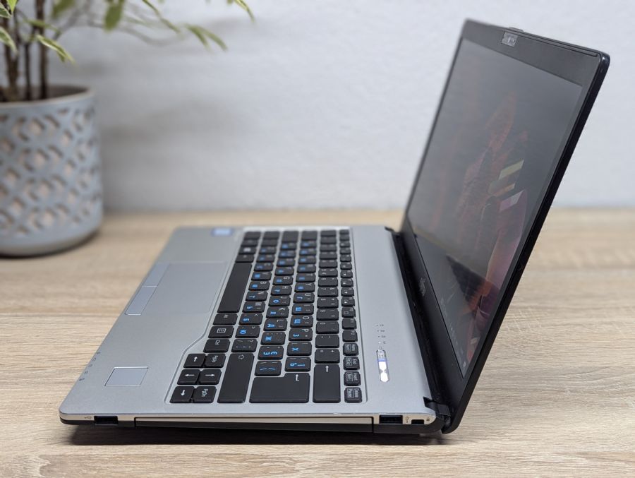 Ноутбук Б/В Fujitsu S936, Intel Core i5-6200U, DDR4 4 GB, SSD 128GB, 13" Full HD [ProductHub SKU F234]