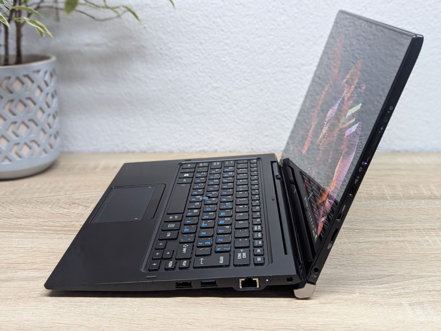Уцінка! Ноутбук Б/В Toshiba Portege Z20T-C, Intel Core m7, DDR3 16 GB, SSD 128GB, 12" Full HD Сенсор [ProductHub SKU T108]