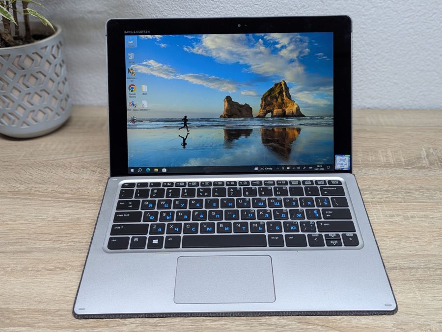 Уцінка! Ноутбук Б/В HP Elite x2 1012 G1, Intel Core m5-6Y54, DDR3 8 GB, SSD 128GB, 12" Full HD Сенсор [ProductHub SKU HP731]