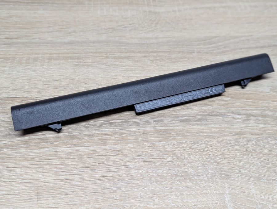 Б/В Оригінальна акумуляторна батарея HP RA04XL [ProductHub SKU RA04XL]