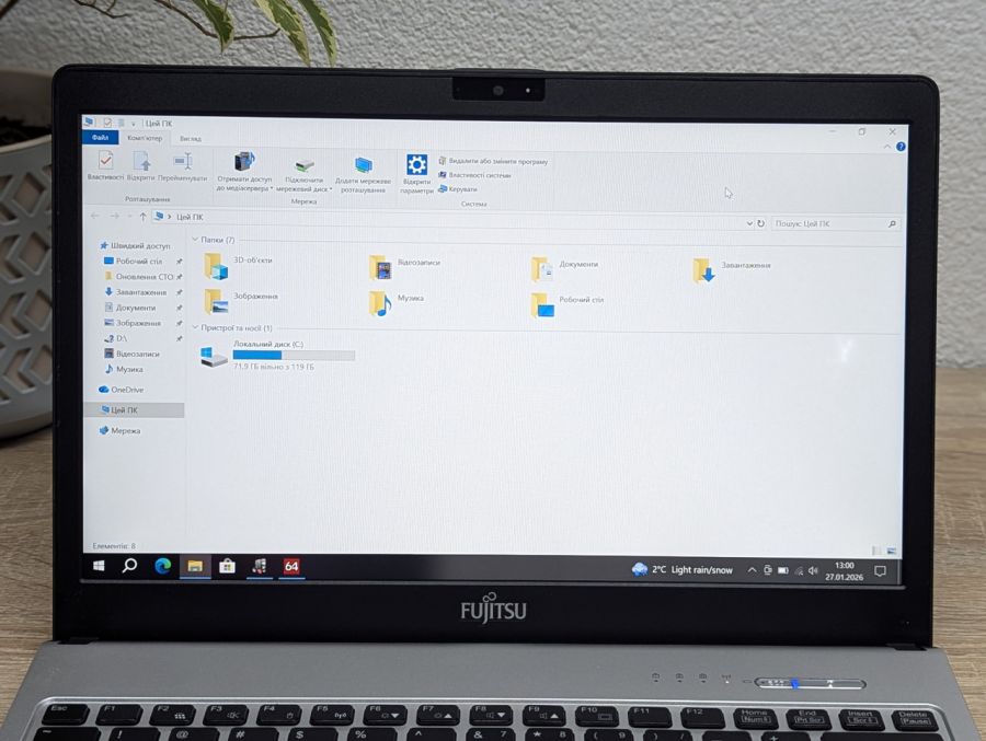 Уцінка! Ноутбук Б/В Fujitsu S936, Intel Core i5-6200U, DDR4 4 GB, SSD 128GB, 13" Full HD [ProductHub SKU F239]