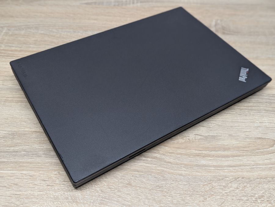 Ноутбук Б/В Lenovo ThinkPad T460P, Intel Core i5-6300HQ, DDR4 8 GB, SSD 128GB, 14" Full HD [ProductHub SKU L328]