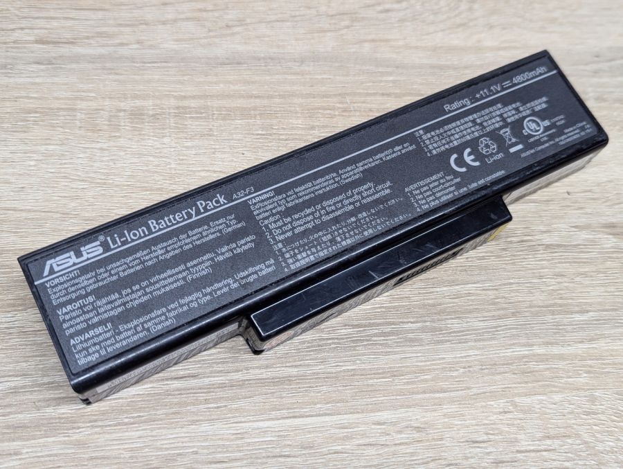 Б/В Оригінальна акумуляторна батарея Asus A32-F3 [ProductHub SKU A32-F3]