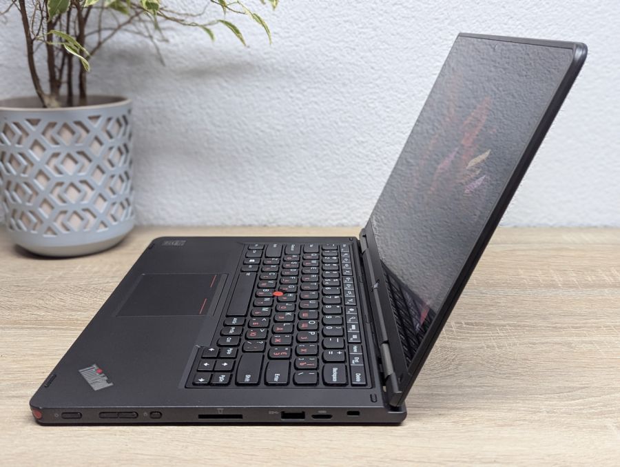 Ноутбук Б/В Lenovo Yoga S1, Intel Core i7-4510U, DDR3 8 GB, SSD 128GB, 14" Full HD Сенсор [ProductHub SKU L434]