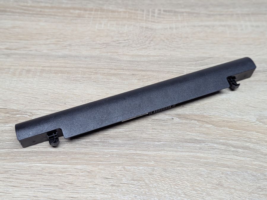 Б/В Оригінальна акумуляторна батарея Asus A41-X550A [ProductHub SKU X550A-37]
