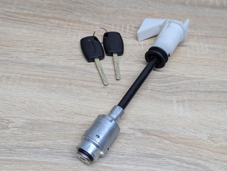 Новий Замок (вставка) капота в зборі Ford Focus C-MAX 03-07 [ProductHub SKU 1844(1)]