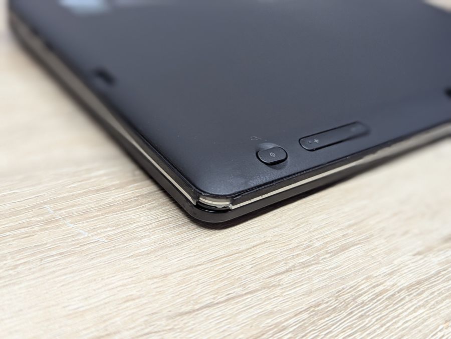 Уцінка!Планшет з клавіатурою Б/В Lenovo Ideapad Miix 300-10IBY:11 сенсорний, Intel Atom Z37735F,2 GB DDR3,, SSD 32 [ProductHub SKU L449]