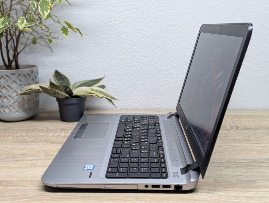 Ноутбук Б/В HP ProBook 450 G3, Intel Core i7-6500U, DDR3 8 GB, SSD 180GB + HDD 500GB, AMD Radeon R7 M340 2Gb, 15.6" Full HD [ProductHub SKU HP770]