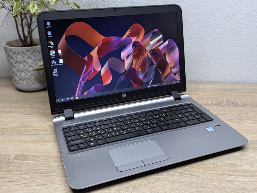 Ноутбук Б/В HP ProBook 450 G3, Intel Core i7-6500U, DDR3 8 GB, SSD 180GB + HDD 500GB, AMD Radeon R7 M340 2Gb, 15.6" Full HD [ProductHub SKU HP770]