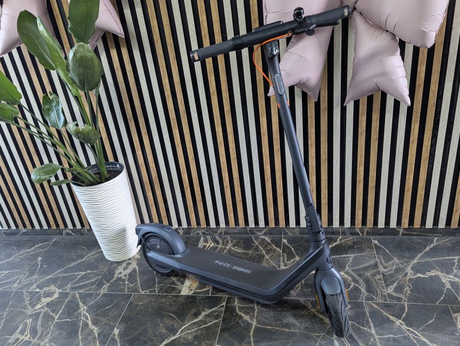Б/В Електросамокат Segway Ninebot eKickScooter E2 Pro [ProductHub SKU 051405E(4)]